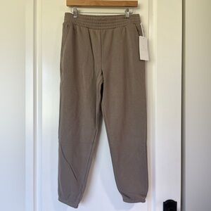 Balance Collection Women’s Medium
NATE FRENCH TERRY JOGGER NWT